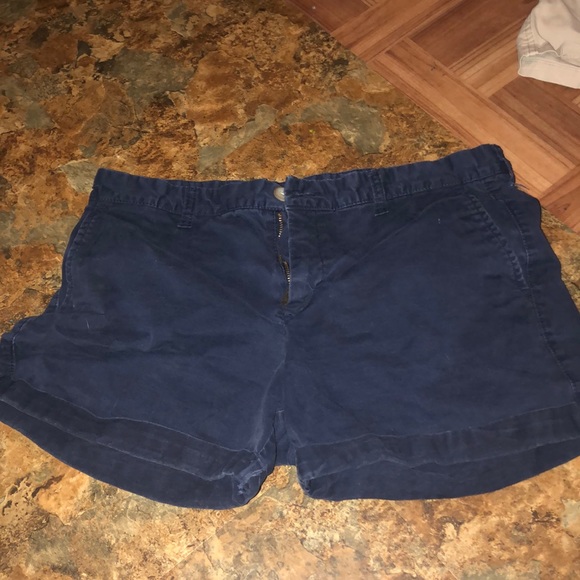 Khaki/Navy GAP Shorts - Picture 6 of 6